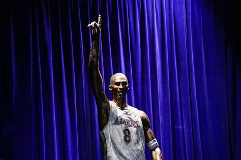 Lakers unveil first of three Kobe Bryant statues at Crypto.com Arena ...