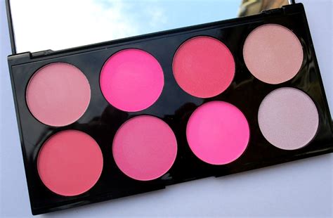 HaySparkle: NEW! Makeup Revolution All About Pink Blush Palette ♥