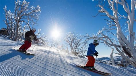 snowy-mountains - Travel Oz