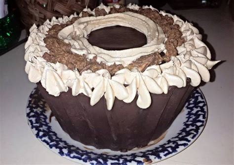 Giant Reeses Cup Cake Recipe by Julie T. - Cookpad