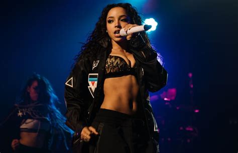 Tinashe Reveals Cover Art & Tracklist for New Album 'Songs For You'