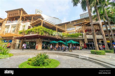 Greenbelt Shopping Mall At Makati In Metro Manila Stock Photo Download ...