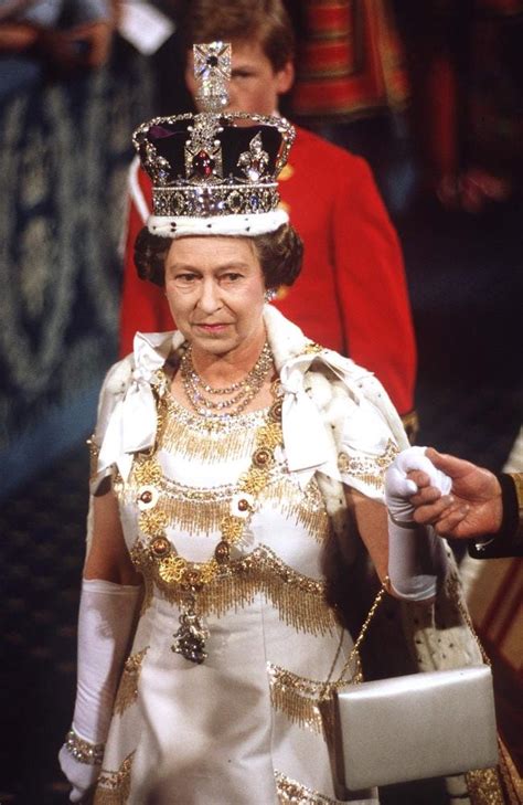 Queen Elizabeth II says crown jewels would ‘break neck’ if she looked down | The Courier-Mail