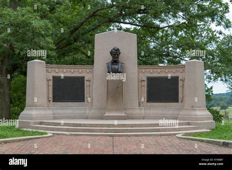 Gettysburg address lincoln memorial hi-res stock photography and images - Alamy