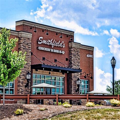 Smithfield’s Chicken ‘n Bar-B-Q - 34 Photos & 37 Reviews - Barbeque - 4101 Fernhurst Way ...