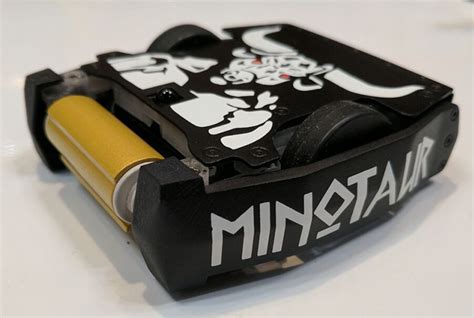 Minotaur/HEXBUG | BattleBots Wiki | Fandom