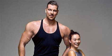 Olivier ‘The Dutch Giant’ Richters (2.18m) Is the World's Tallest Bodybuilder