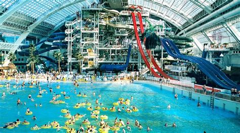 One Of the Worlds Largest Indoor Waterparks Is Reopening in Canada - Travel Off Path