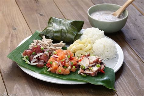 Hawaiian Luau Food - Common dishes at Hawaii Luaus