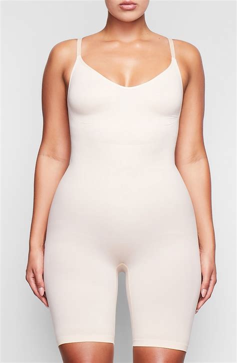 Women's Skims Sculpting Seamless Mid-Thigh Bodysuit, Size Small/Medium - Black in 2020 | Women's ...