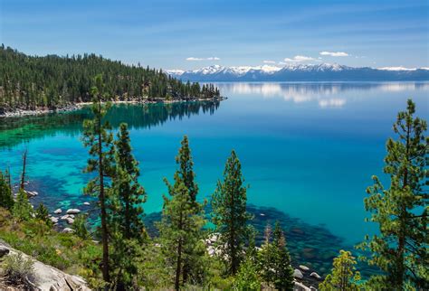 6 Beautiful Freshwater Lakes in the US - WorldAtlas