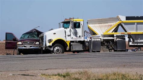 13 dead in California crash, some ejected from SUV carrying 25 people ...