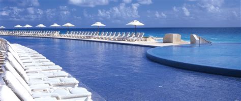 Live Aqua Beach Resort Cancun | Teneo Hospitality Group