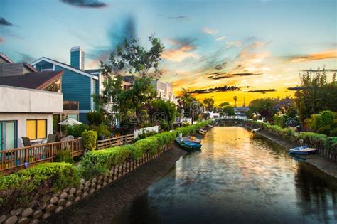 Houses on the Venice Beach Canals in California. Stock Image - Image of colorful, angeles: 81007321