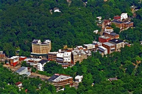 Steep & Surprising: Eureka Springs, AR