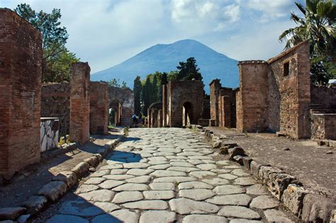 Visiting Pompeii, Herculaneum, and Mount Vesuvius from Sorrento - Excursions - Sorrento Coast