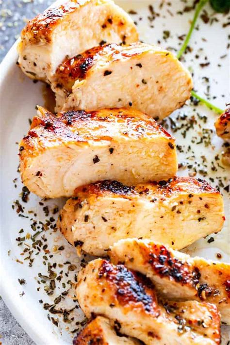 The Juiciest Stove Top Chicken Breasts - Easy Chicken Recipe!