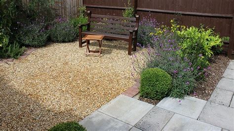 DIY Pea Gravel Patio | Lowe’s