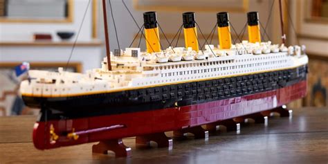 Le nouvel ensemble Titanic de 9 090 pièces de Lego est maintenant le ...