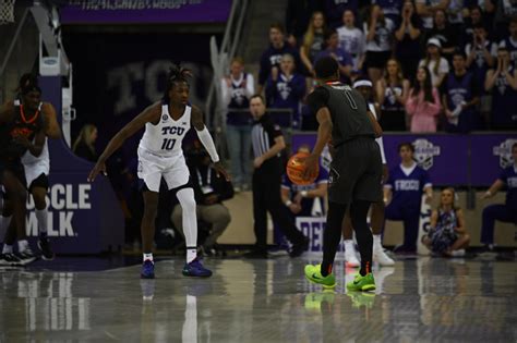 TCU basketball bounces back with team-oriented win over Oklahoma State ...