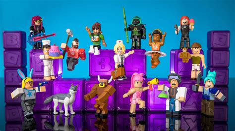 game figures Mystery Box Roblox Toys Roblox Figures Series 3 Action Figures AN5167994