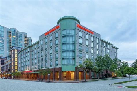 HILTON GARDEN INN CHICAGO NORTH SHORE/EVANSTON $132 ($̶2̶9̶7̶) - Updated 2022 Prices & Hotel ...