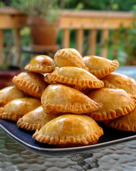 Empanadas Mendocinas - Argentinian Empanadas - Laylita's Recipes