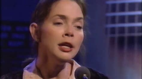 Nanci Griffith - Love at the Five and Dime (Solo Acoustic) (BBC TV 1994 ...