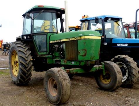 John Deere 4040: Specs, Engine, Transmission, Dimensions