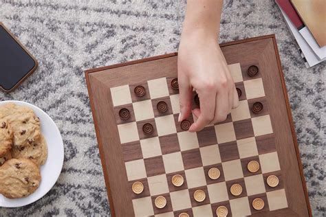 Basic Checkers Strategy: A Beginner's Guide