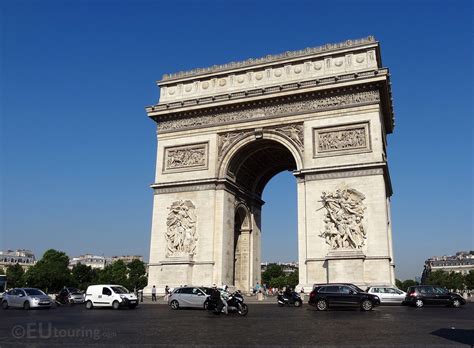 Tourist Attractions In Paris And Holiday Travel Guides To France