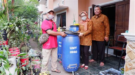 Dosen IP UMY Adakan Sosialisasi dan Pelatihan Pengelolaan Sampah Rumah ...