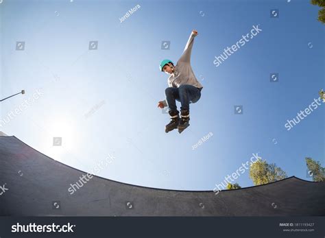 Roller skating tricks Images, Stock Photos & Vectors | Shutterstock