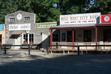 Photos: Inside Wild West City, New Jersey Theme Park | HuffPost Exposure