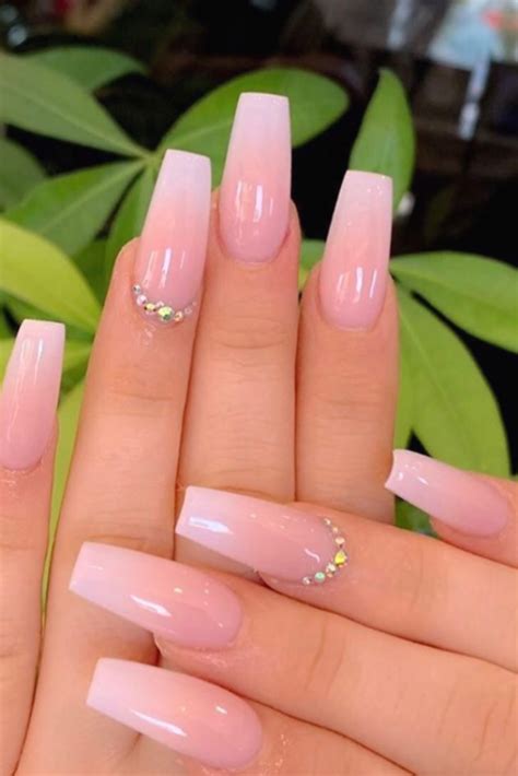 25 Baby Pink Nails That You Can Wear Right Now - Beauty Home in 2021 ...