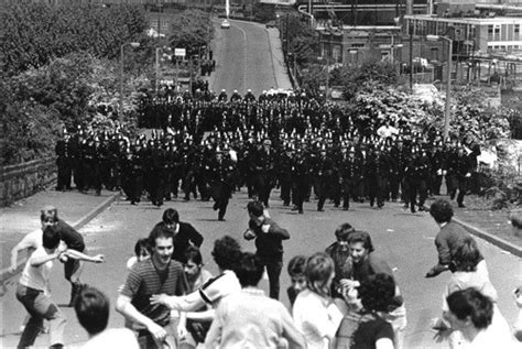 John Sturrock's photos of the Battle of Orgreave, 18 June 1984 - Socialist Worker