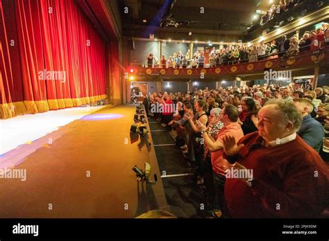 Oldham Coliseum Theatre final show - 31st March 2023 Stock Photo - Alamy