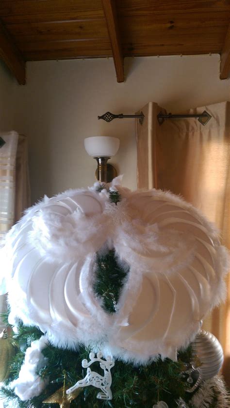 Angel Wings Tree Topper\\ Paper plates & white feathers | DIY ...