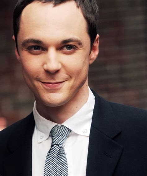 Sheldon Cooper from The Big Bang Theory: Jim Parsons facts, pictures ...