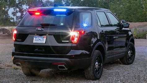 2017 Ford Explorer Police Style - Awesome LED Lights | Ford police ...