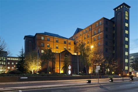 Hotel Crowne Plaza Leeds, Leeds - trivago.co.uk