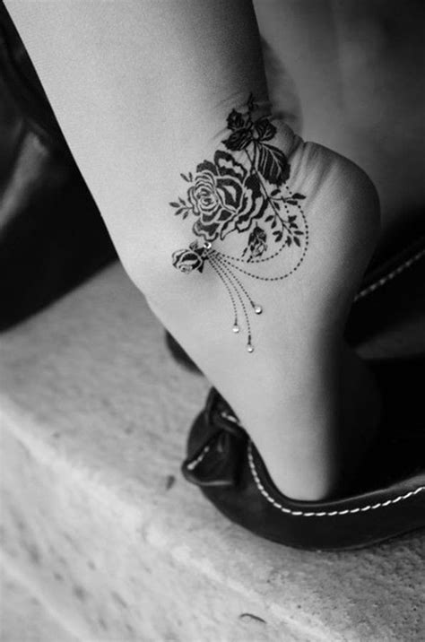 55 Delicate Lace Tattoo Designs for Every Kind of Girl