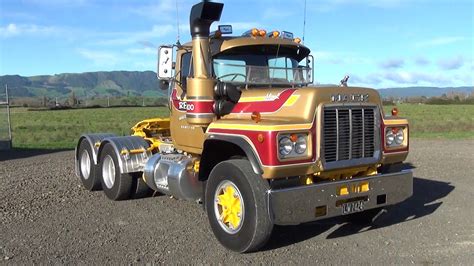 Trucks New Zealand, Regal Haulage R-Model Mack - YouTube