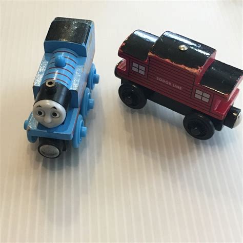 THOMAS THE TANK ENGINE W/ Sodor Line Caboose ~ Friends Wooden Railway ...