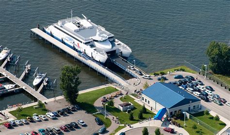 Lake Michigan ferry Lake Express arriving at Muskegon. | Flickr