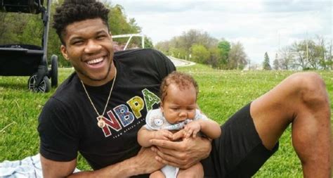 Giannis Antetokounmpo reveals his second son’s name (photo ...