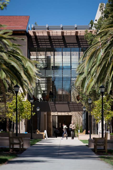 Stanford Law School, William H. Neukom Building by Ennead Architects ...