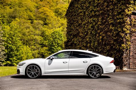 2020 Audi S7 Looks Stunning in Glacier White With Black Trim - autoevolution