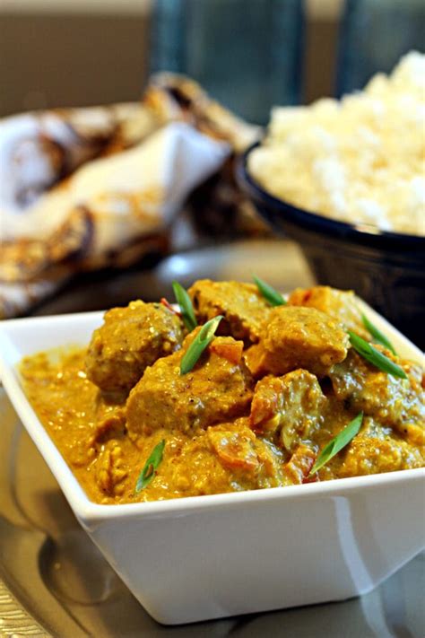 Indian Chicken Korma Recipe - The Wanderlust Kitchen