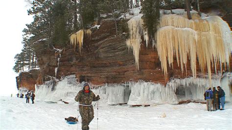 Ice caves of Lake Superior - Lake Superior's dazzling ice caves - Pictures - CBS News